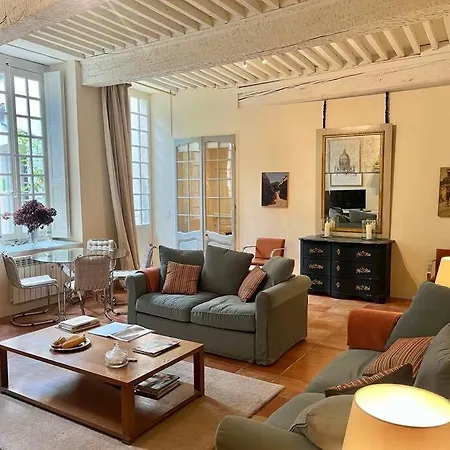 Apartament Le Chapitre Entre Cour Et Jardin